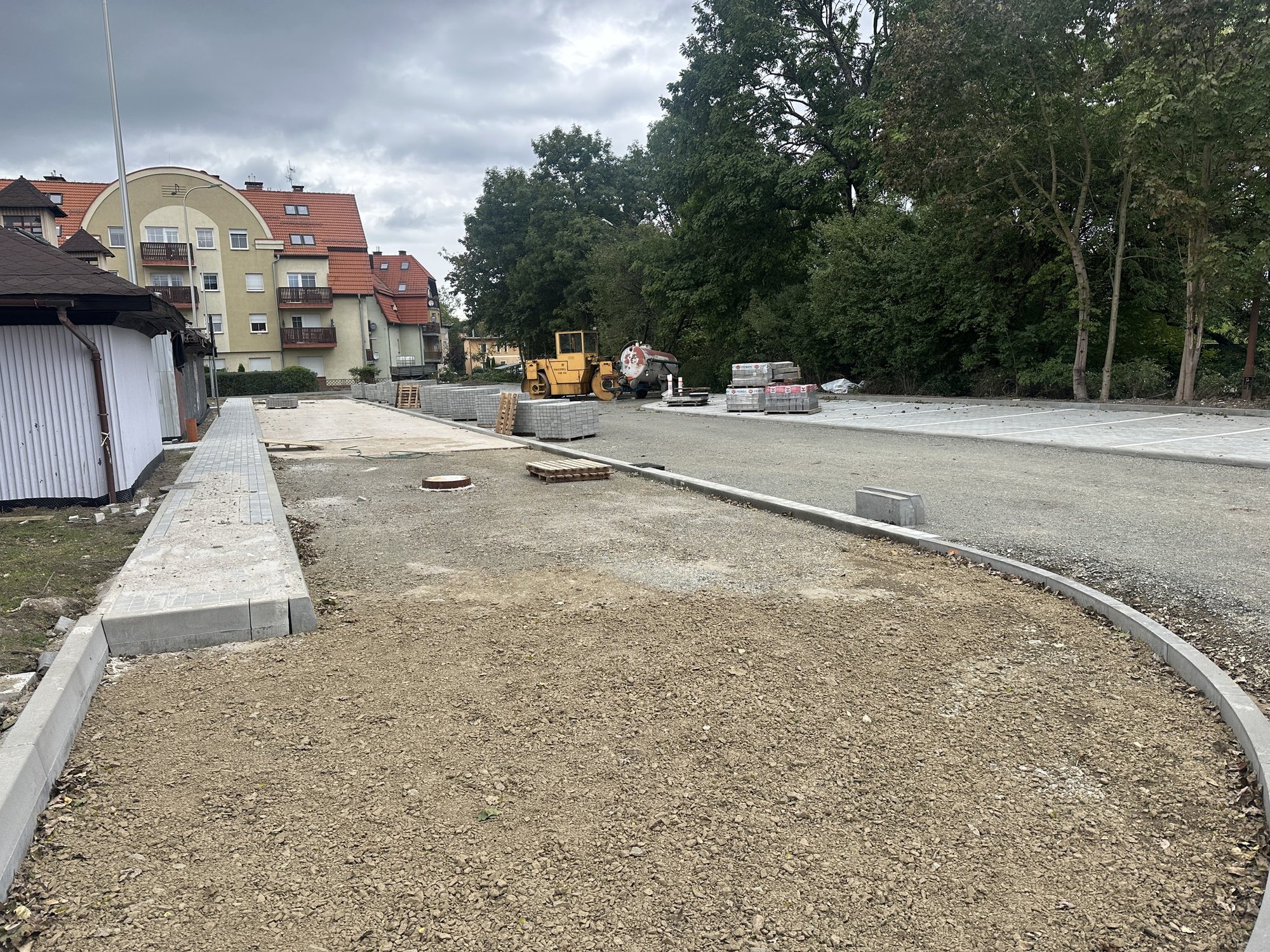 trwa-remont-w-cieplicach-127900