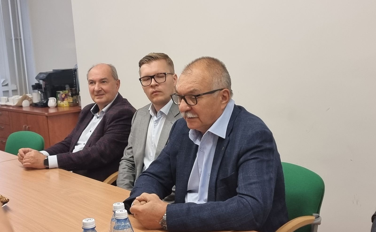 karr-rozdzieli-pomoc-dla-powodzian-127956