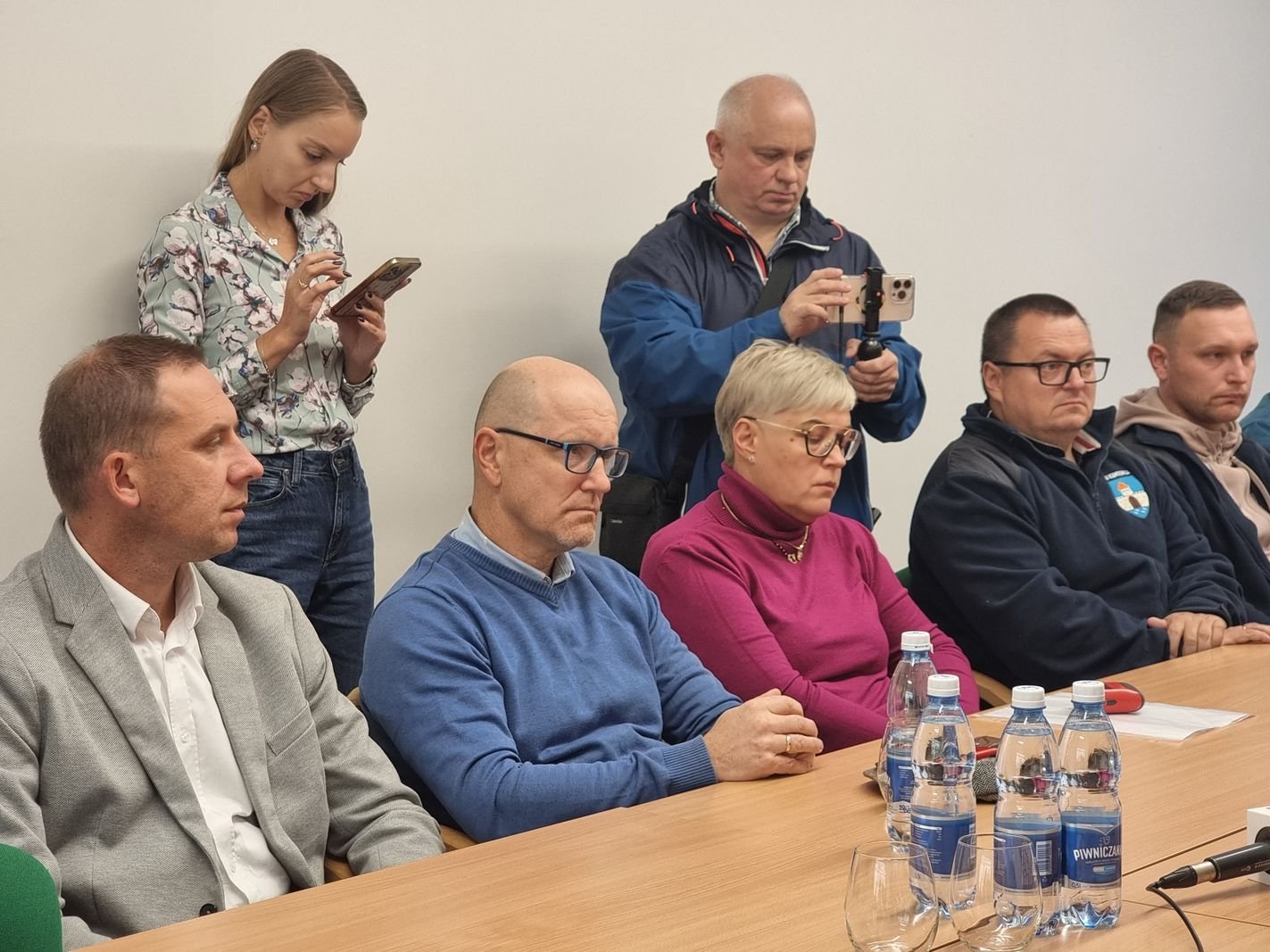 karr-rozdzieli-pomoc-dla-powodzian-127956