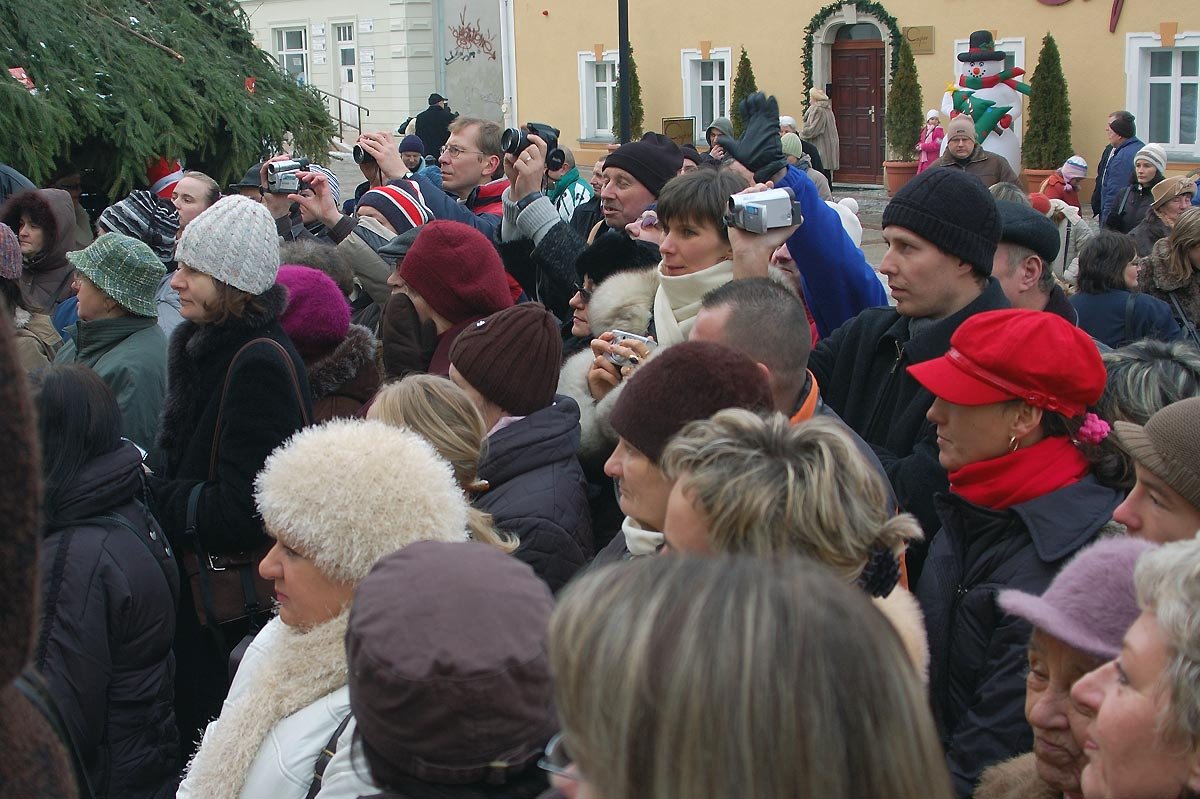 wszyscy-rowni-przy-opatku-12796