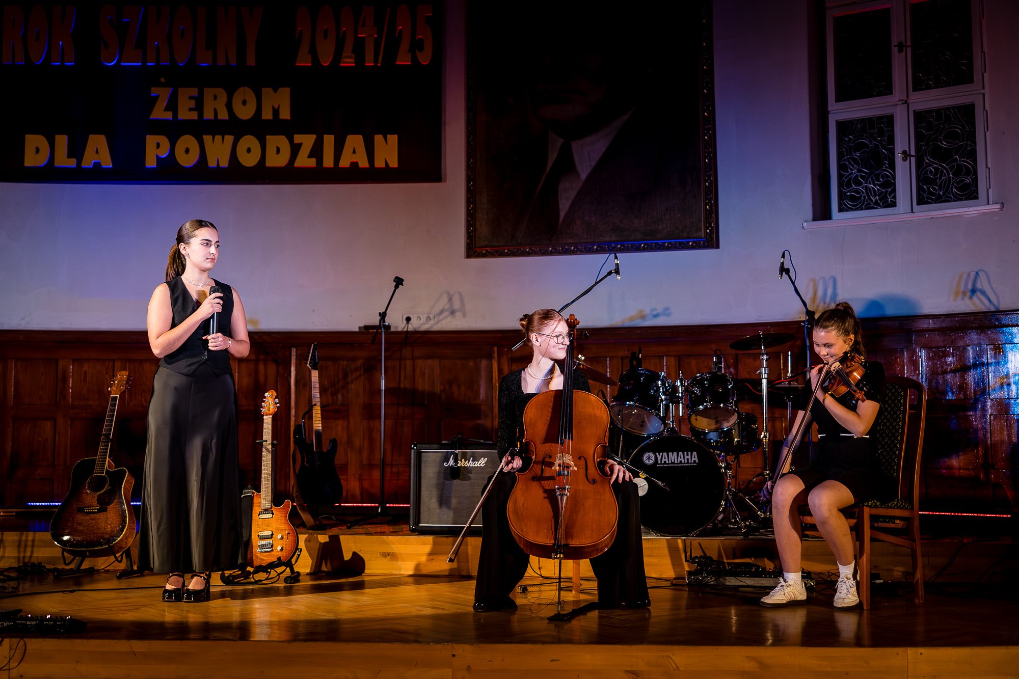 piekny-koncert-dla-powodzian-w-zeromie-128001