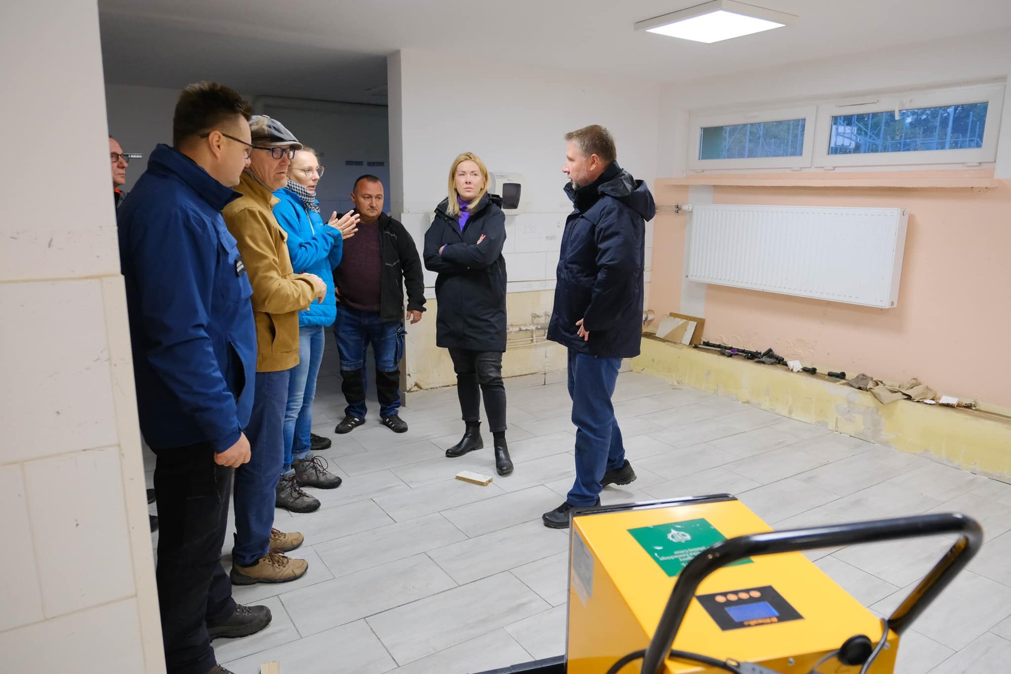 minister-z-wizyta-w-szkole-w-omnicy-128007