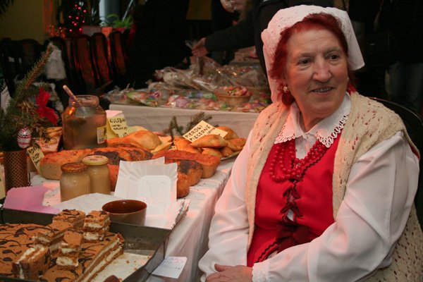 kiermasz-bysna-gwiazdka-fotoreportaz-12801