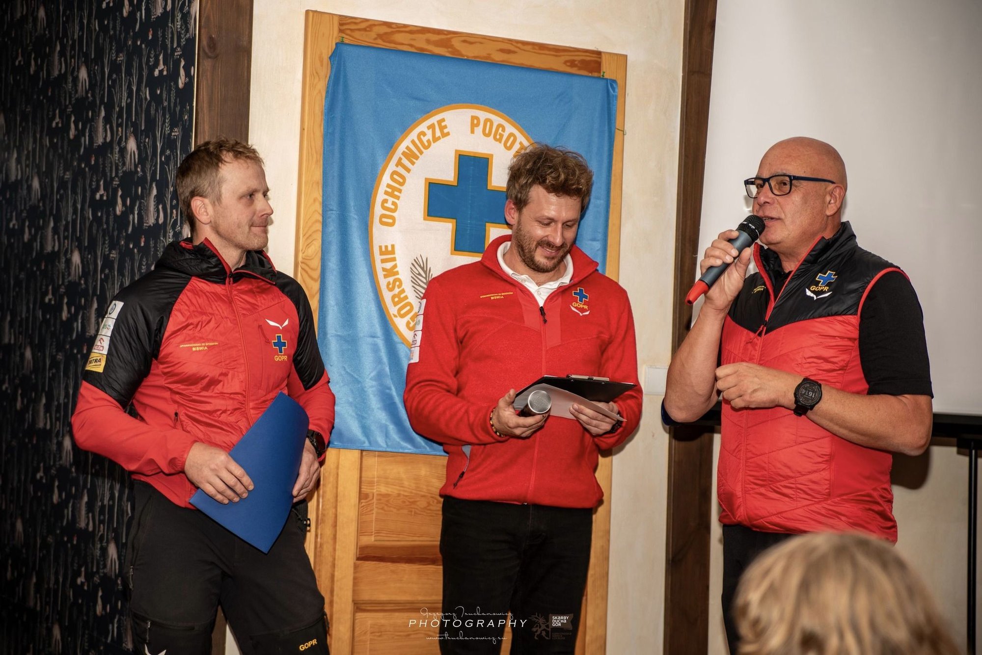 dzien-gopr-owca-na-hali-szrenickiej-128027