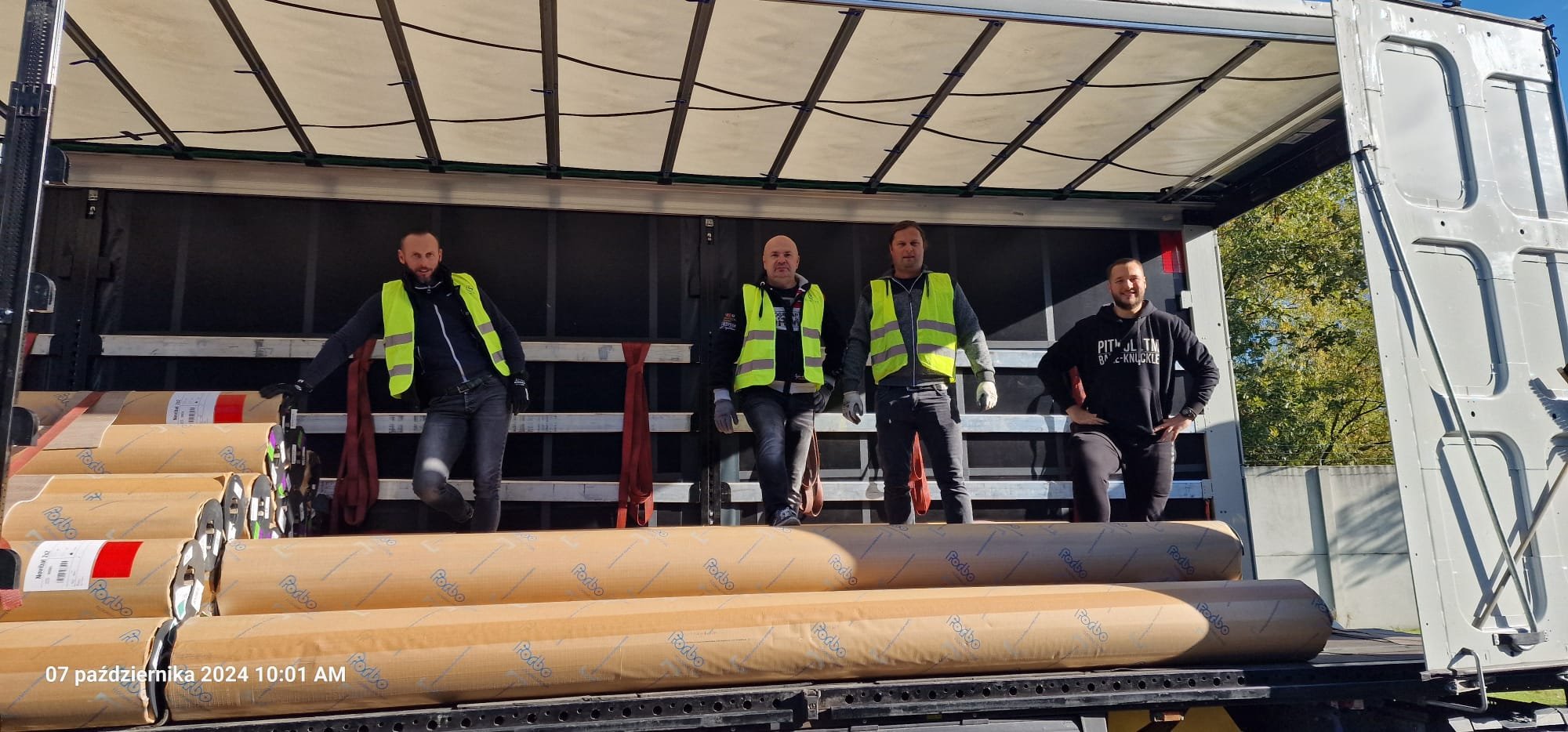 wykadziny-dla-powodzian-128065