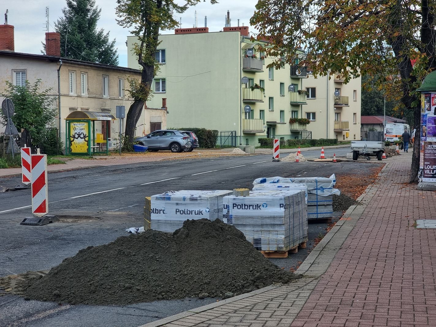 wystartowa-remont-nawierzchni-na-cieplickiej-128080
