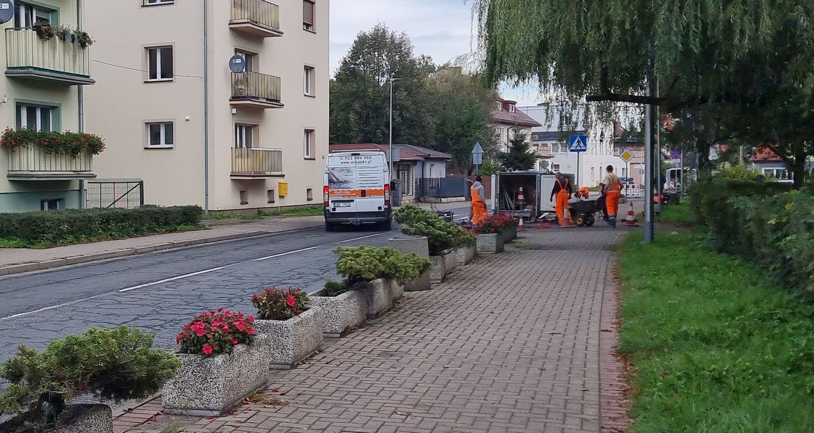 wystartowa-remont-nawierzchni-na-cieplickiej-128080