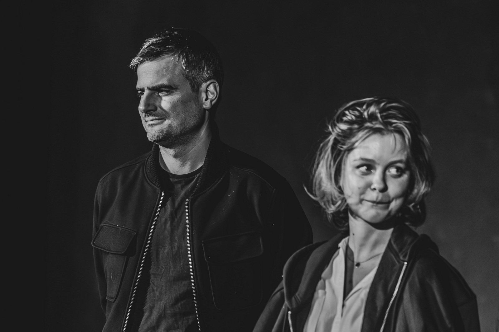 koszmarna-wizyta-czyli-prawdziwy-koncert-gry-aktorskiej-128151