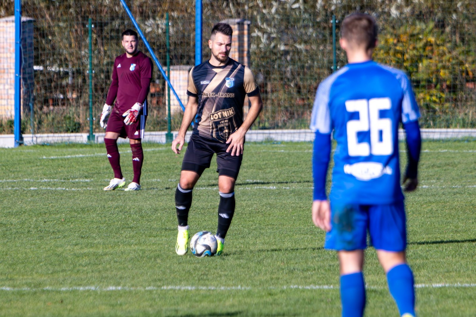 omnica-graa-w-derbach-z-jezowem-sudeckim-128219