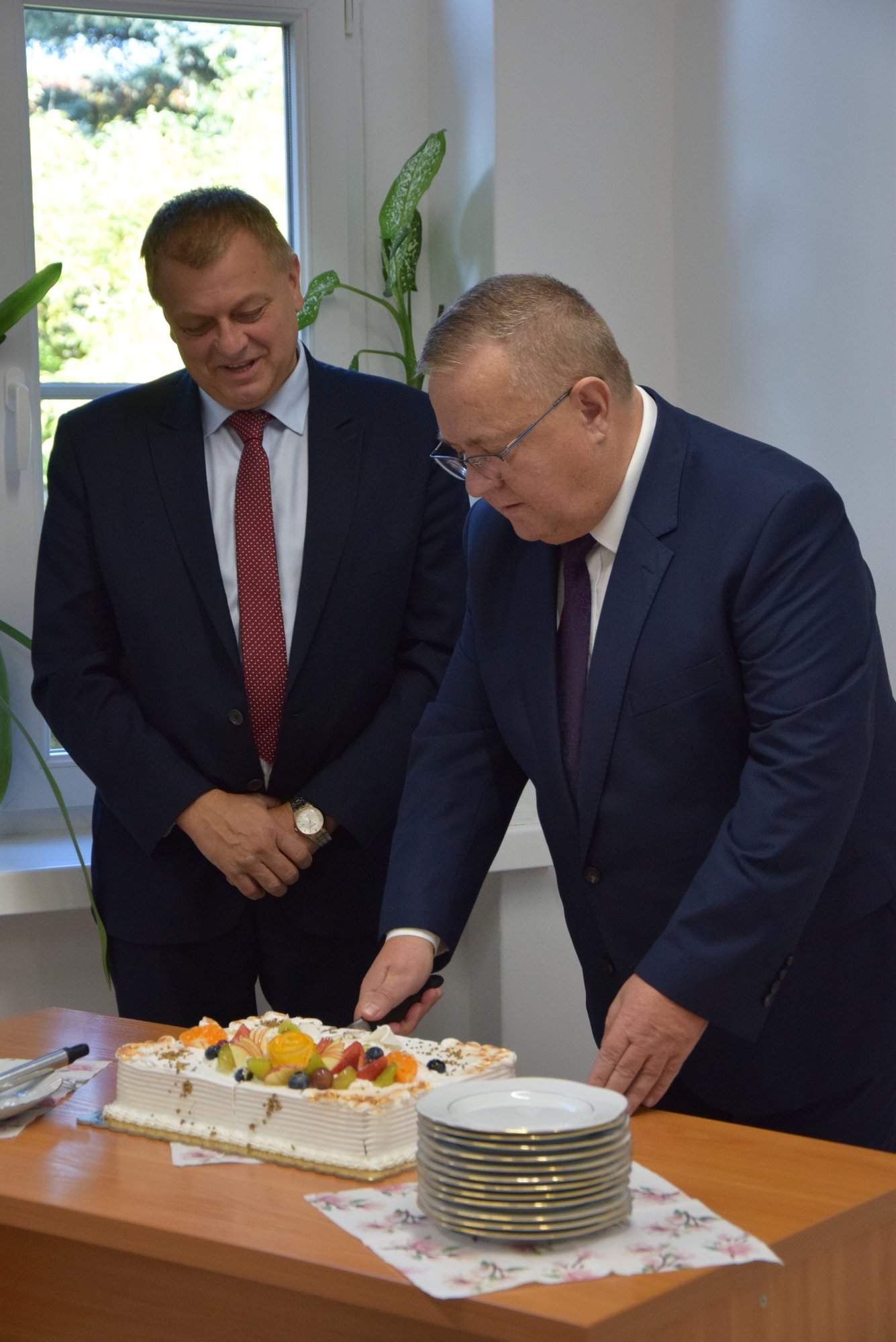 nagrody-specjalne-starosty-karkonoskiego-na-dzien-edukacji-128238