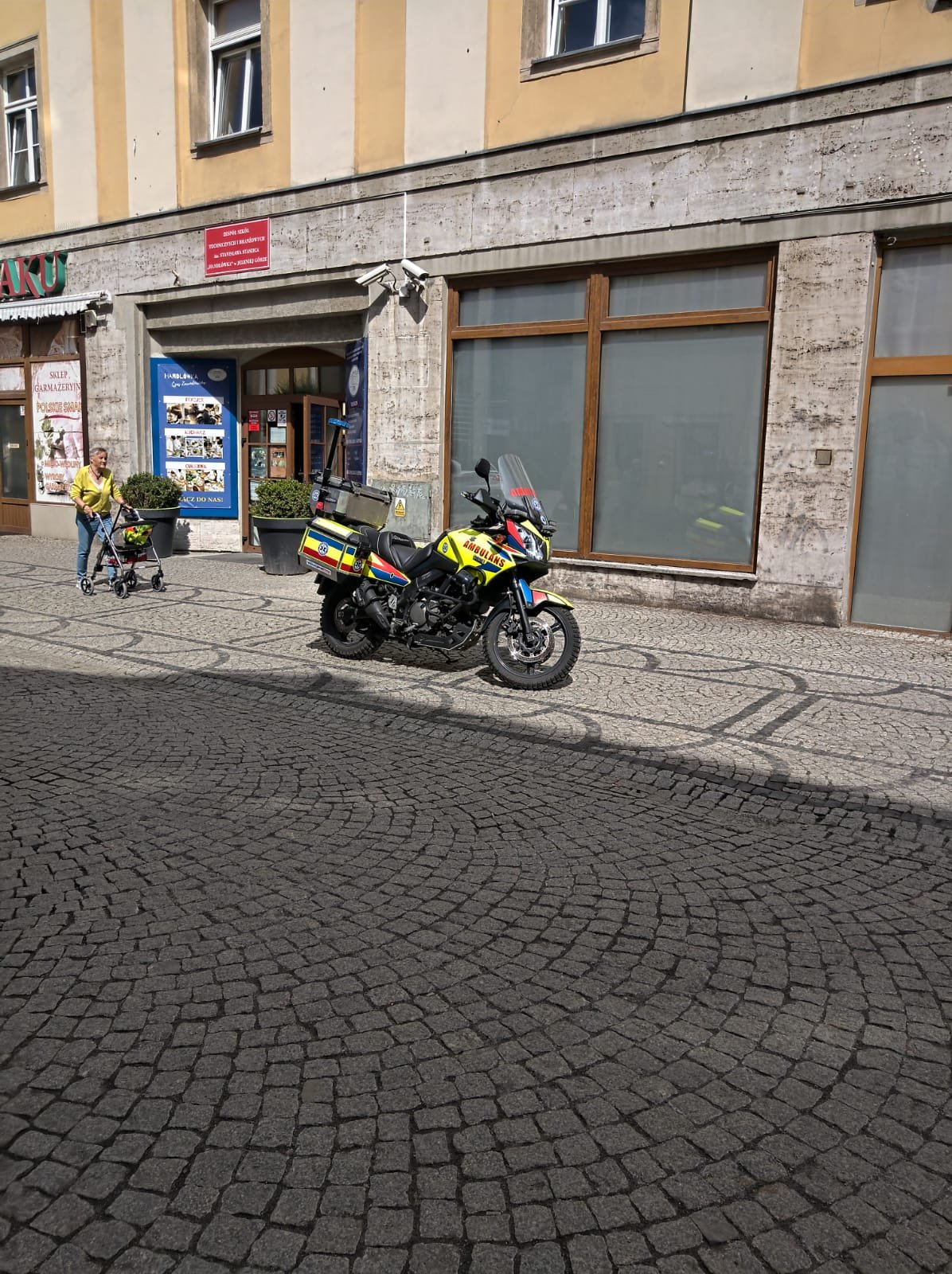 moto-ambulans-mia-mase-pracy-128265
