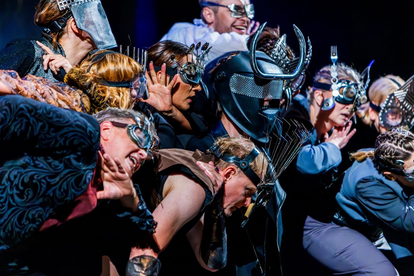 romeo-i-julia-czekaja-128346