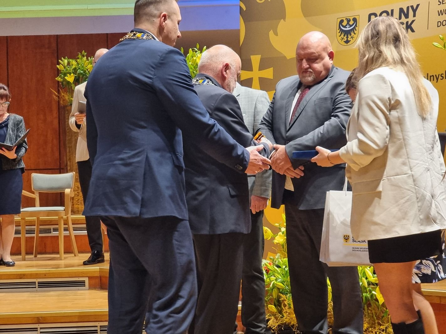 kazimierz-pichlak-honorowym-obywatelem-regionu-128376