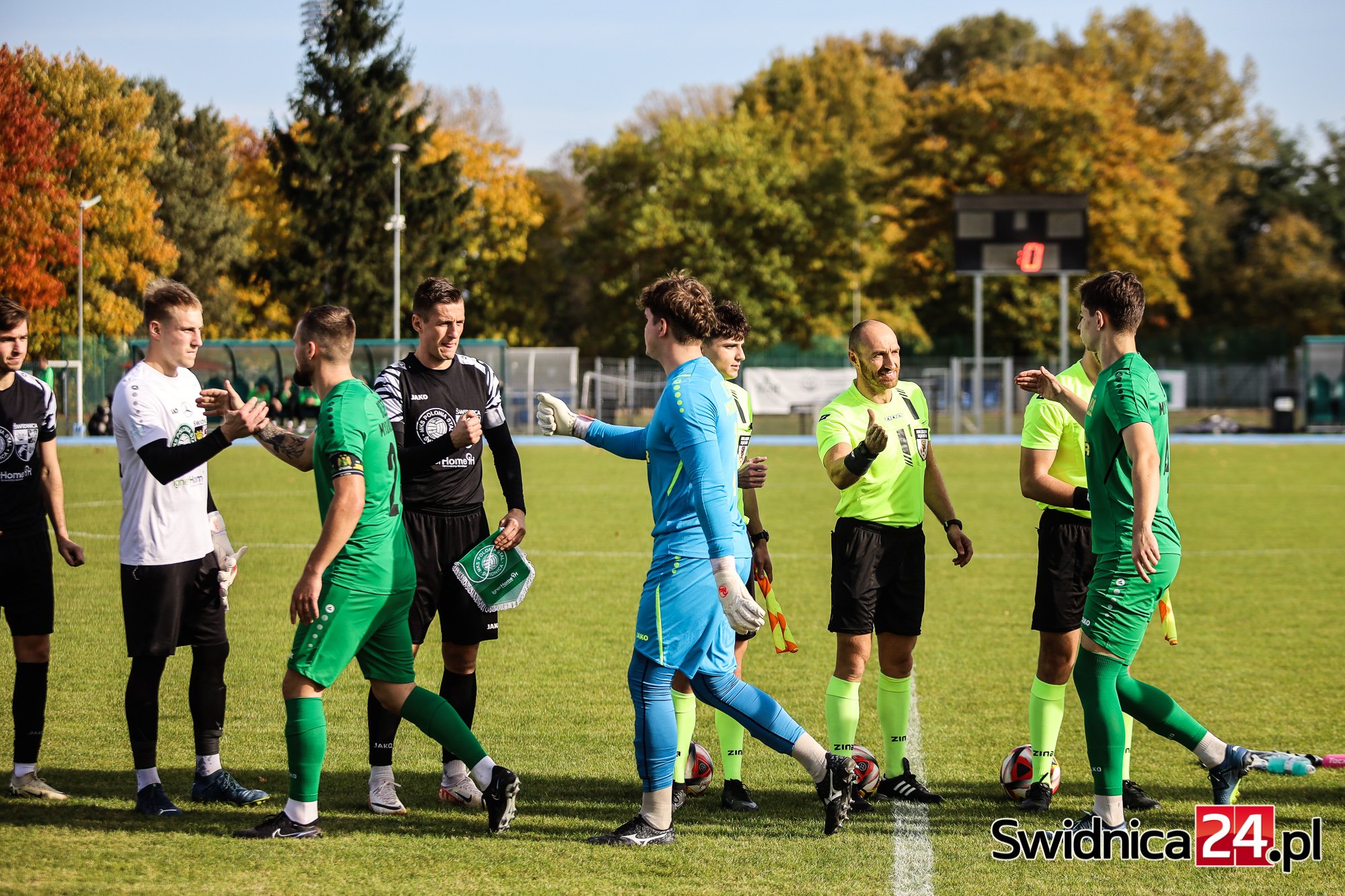 wymiana-ciosow-w-meczu-ora-w-swidnicy-128386
