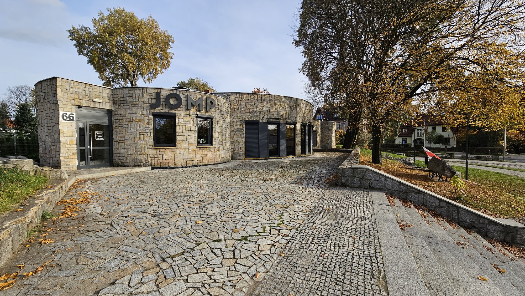 Nieistniejący już klub Riverside czyli tzw. baniaki w Jeleniej Górze.