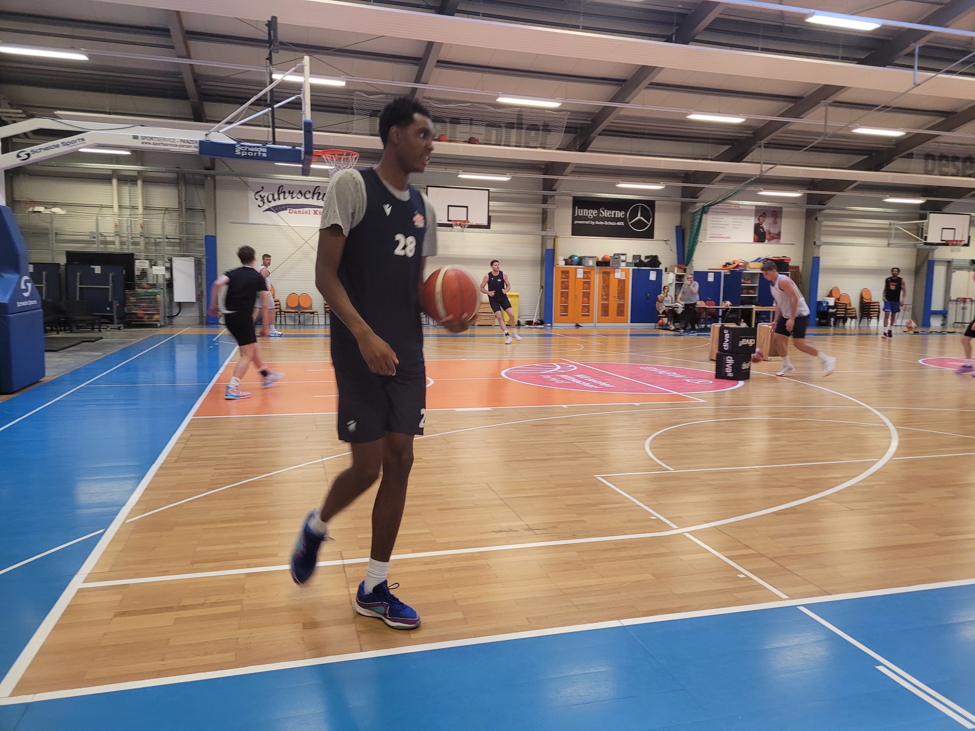 fundacja-nba-wrocia-z-niemiec-128528