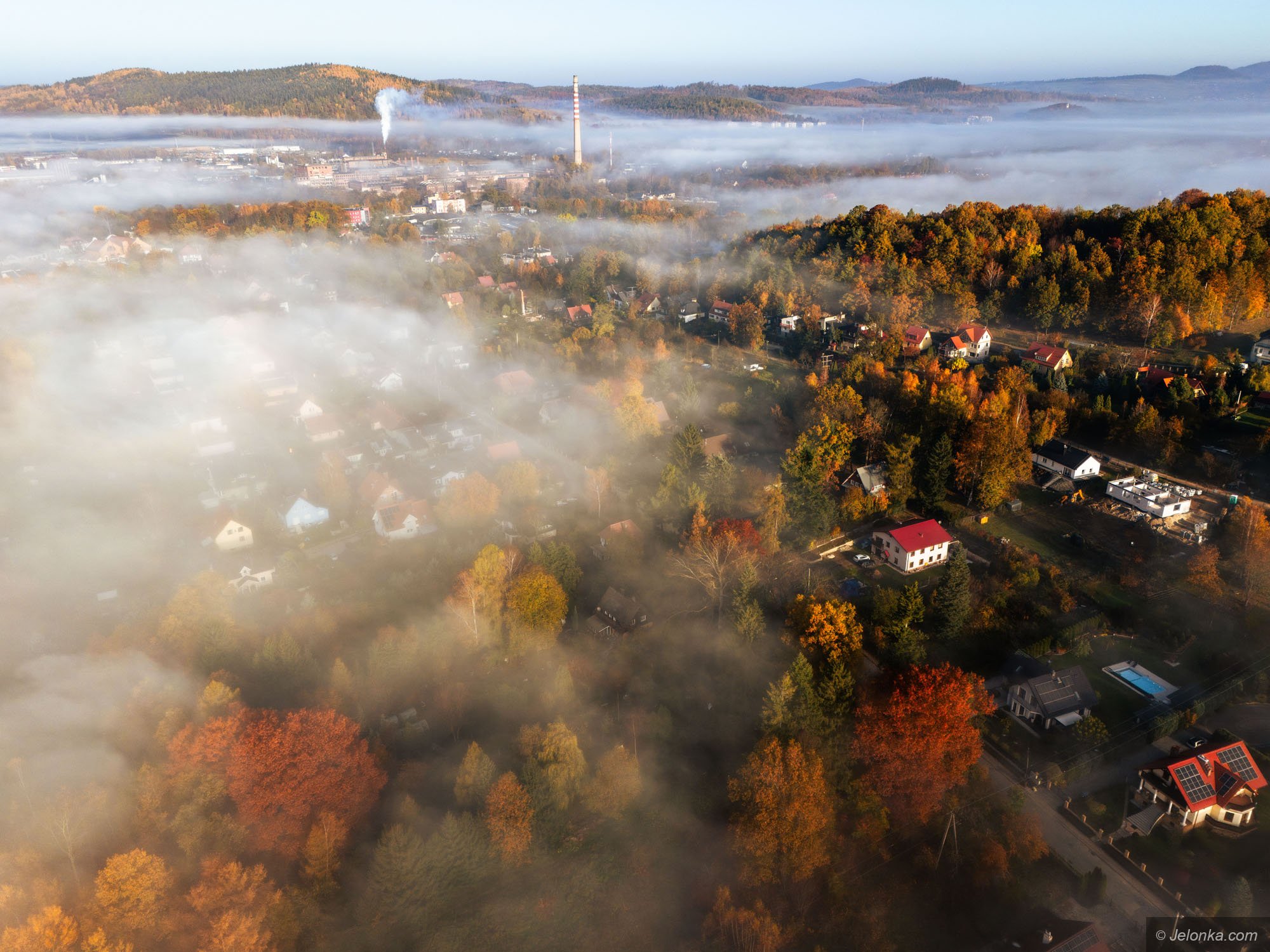 tajemnicza-mga-nad-kotlina-jeleniogorska-spektakl-natury-128584