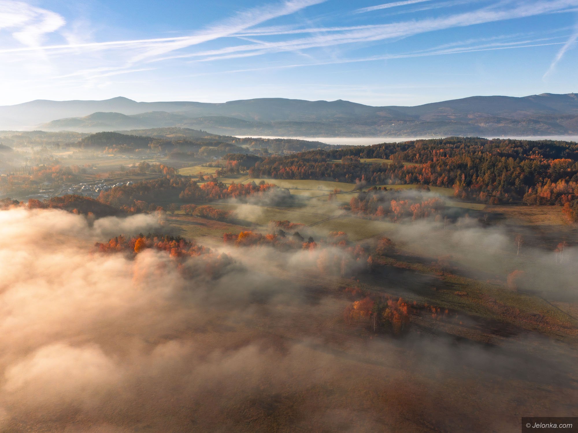 tajemnicza-mga-nad-kotlina-jeleniogorska-spektakl-natury-128584