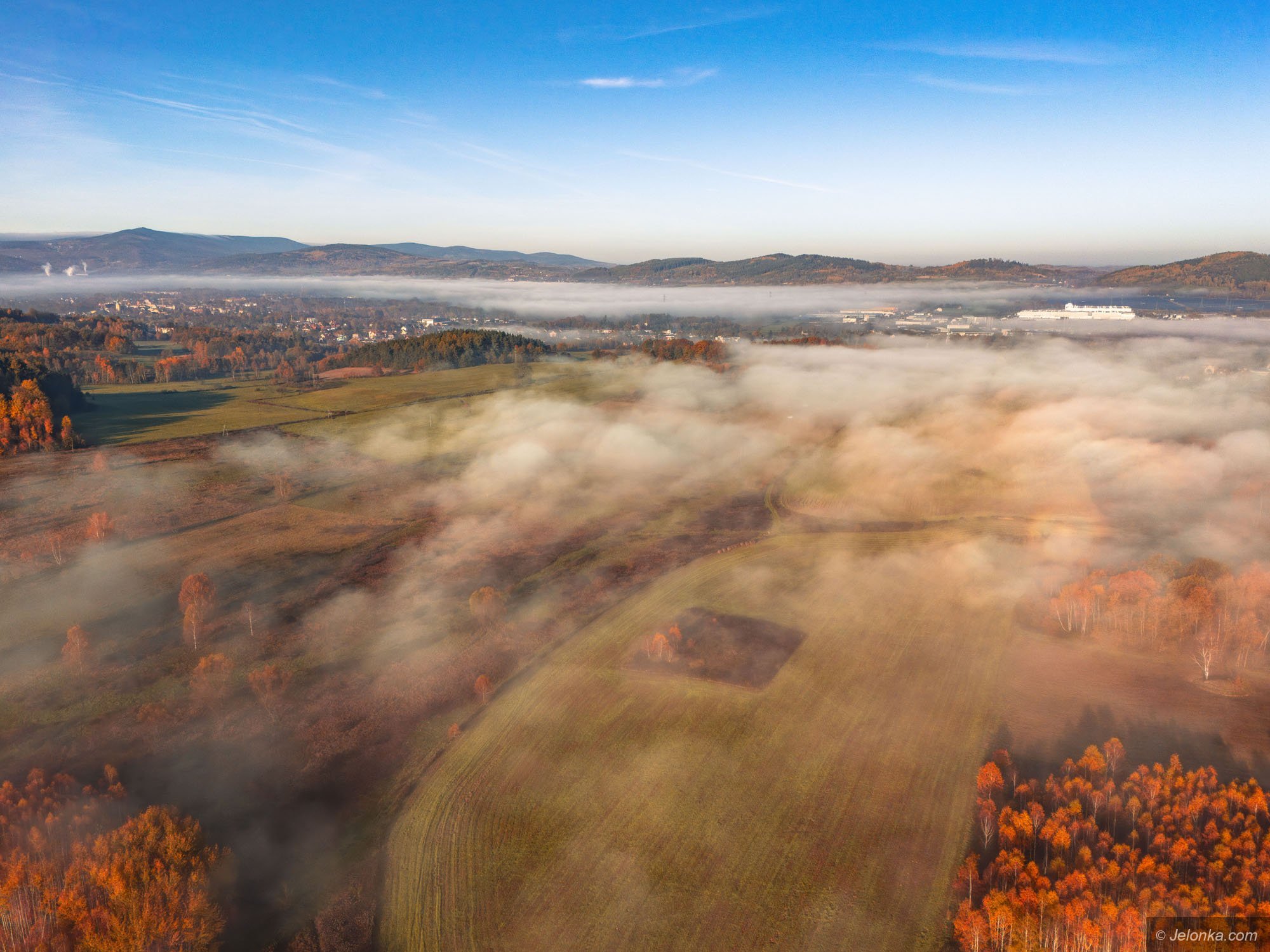 tajemnicza-mga-nad-kotlina-jeleniogorska-spektakl-natury-128584