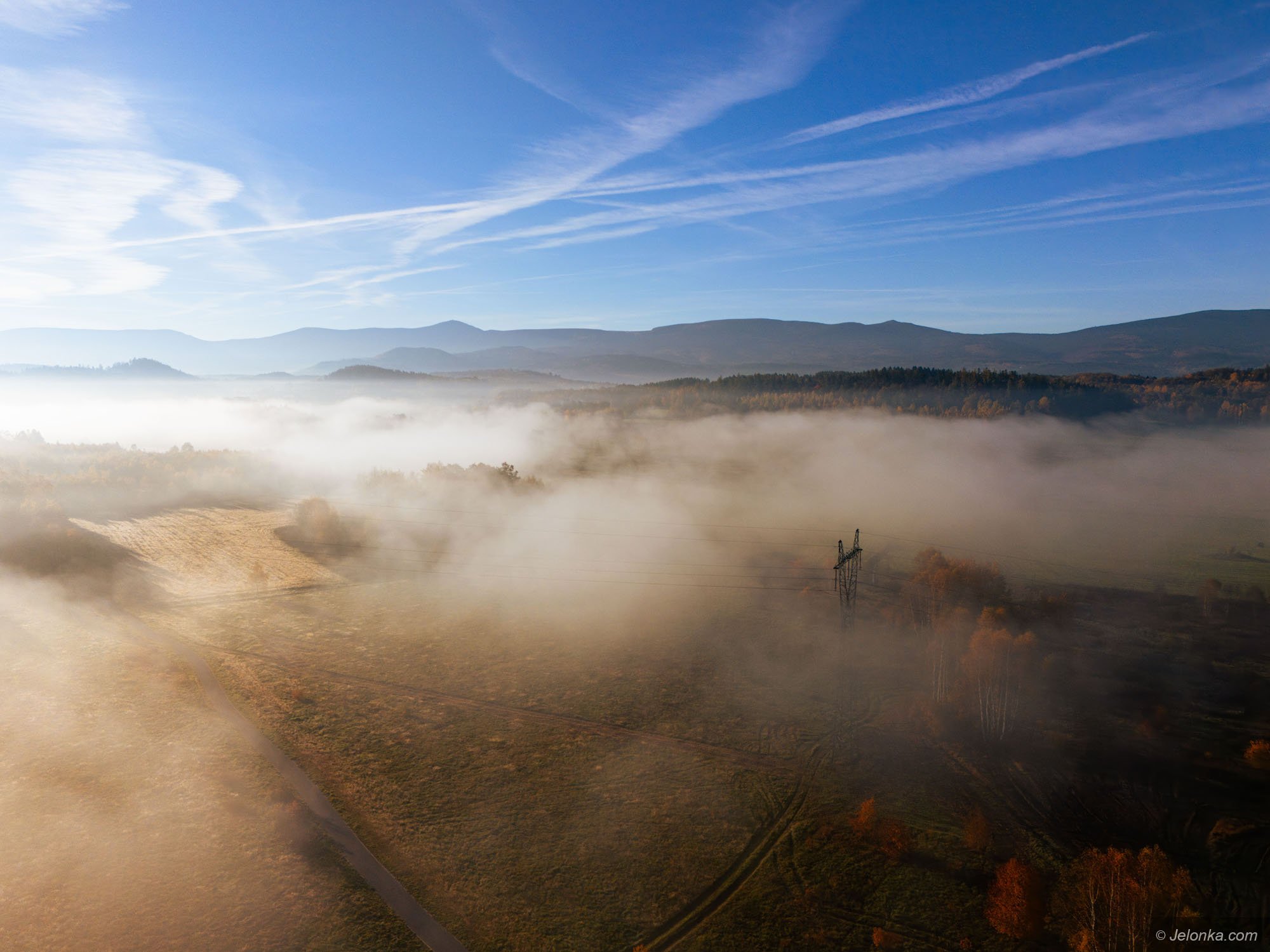 tajemnicza-mga-nad-kotlina-jeleniogorska-spektakl-natury-128584