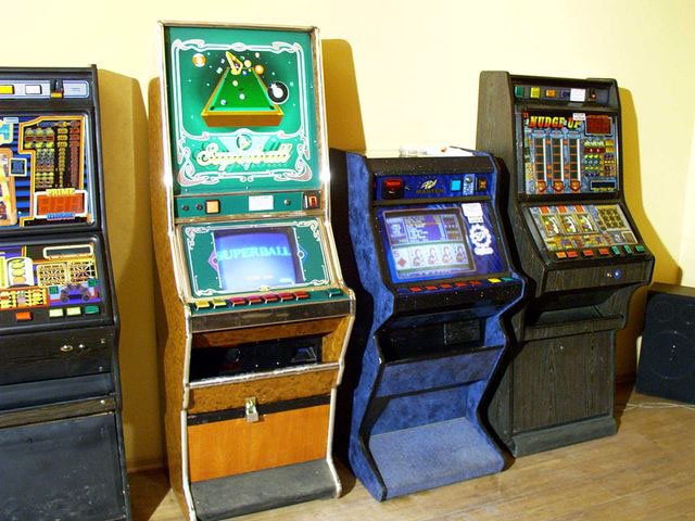 chcieli-urzadzic-swieta-za-up-z-automatu-12859