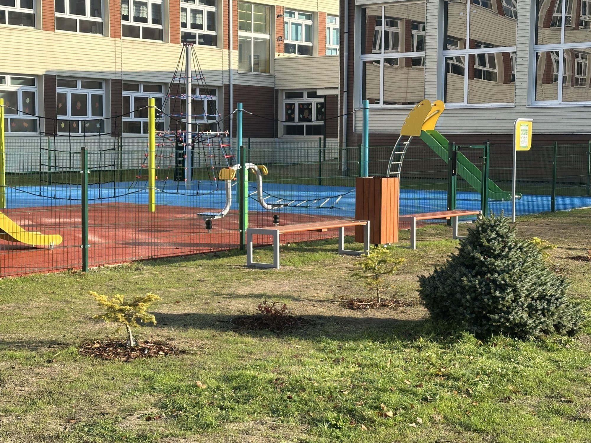 nowy-plac-zabaw-przy-osemce-128651