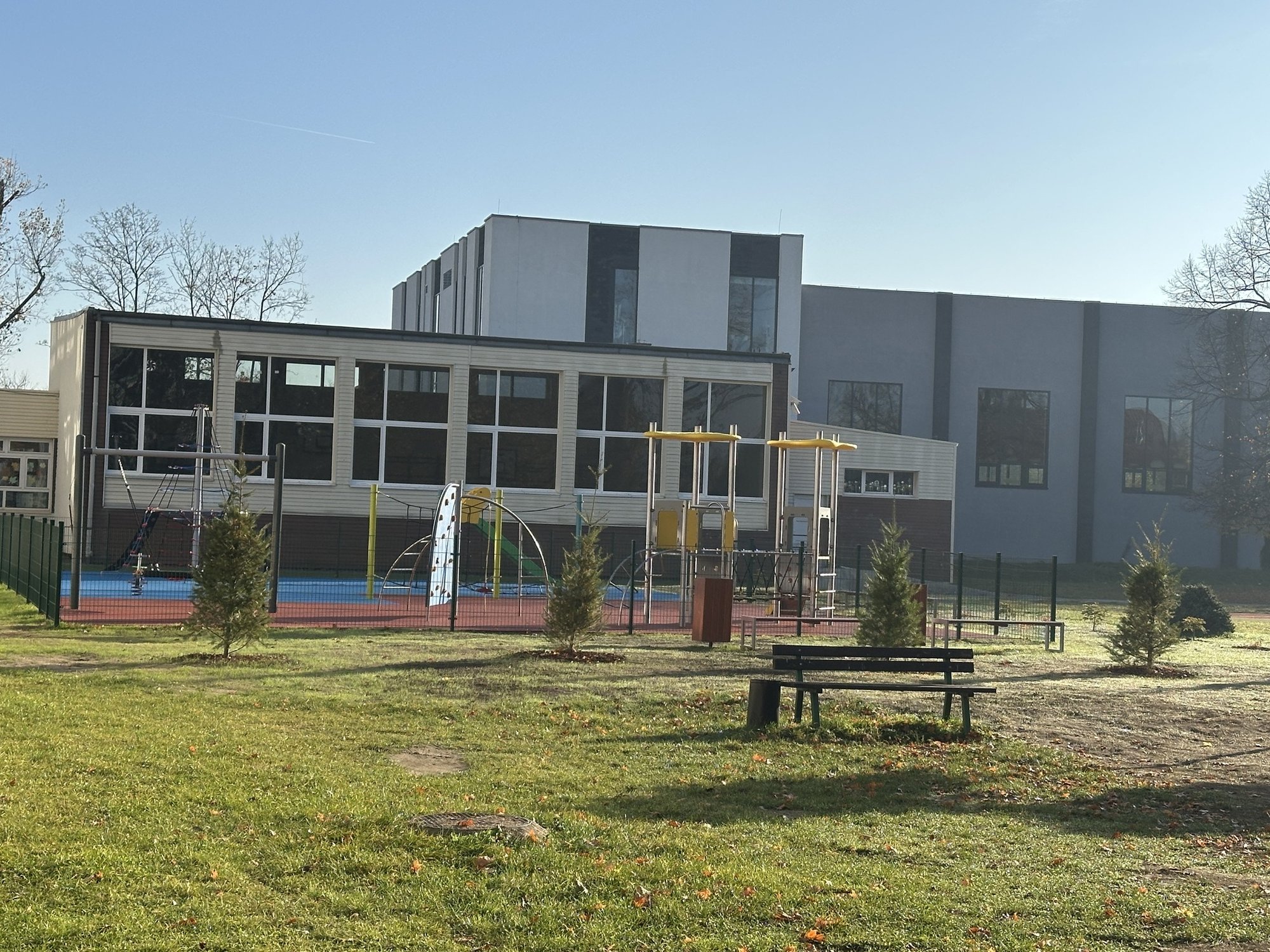 nowy-plac-zabaw-przy-osemce-128651