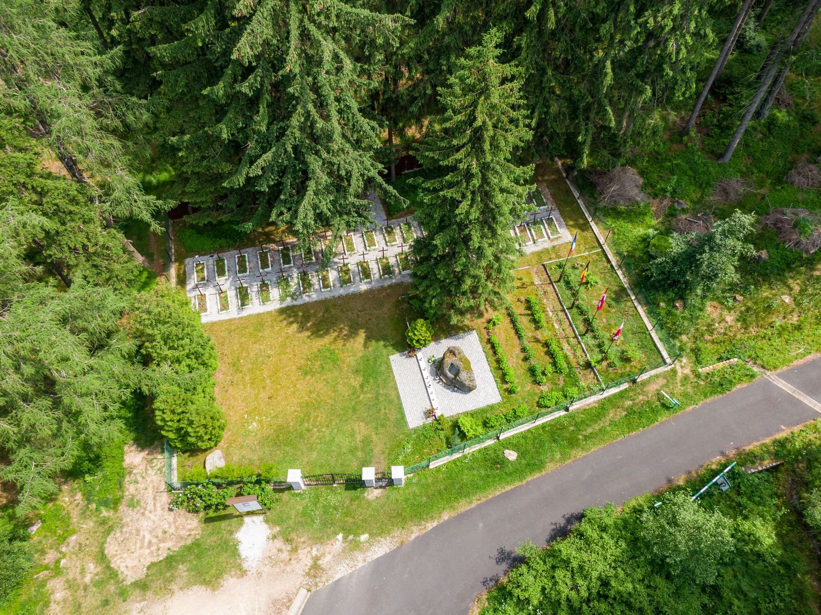 zgineli-w-borowicach-128716