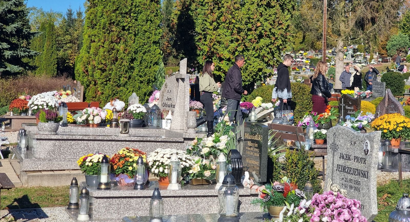 wszystkich-swietych-w-janowicach-wielkich-128731