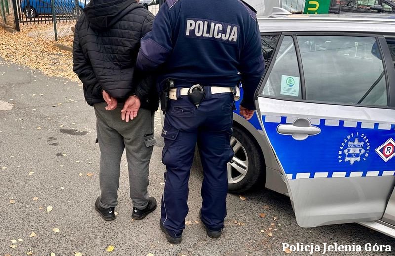 probowa-przekupic-policjantow-128758