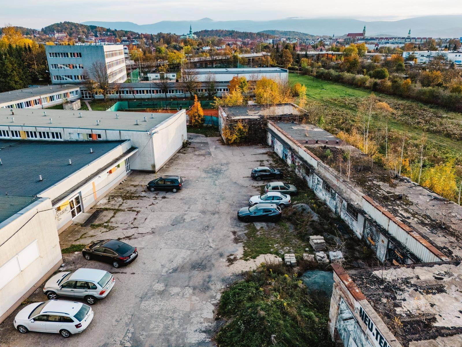 opuszczone-garaze-do-rozbiorki-128760
