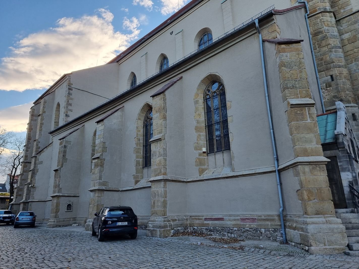 odsoniecie-gotyckiego-portalu-bazyliki-128784