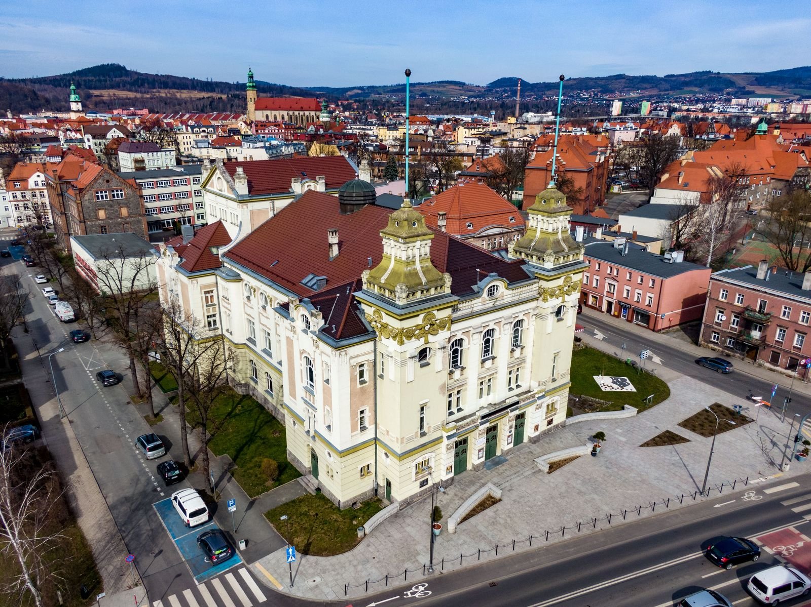 miasto-chce-odnowic-elewacje-teatru-128809