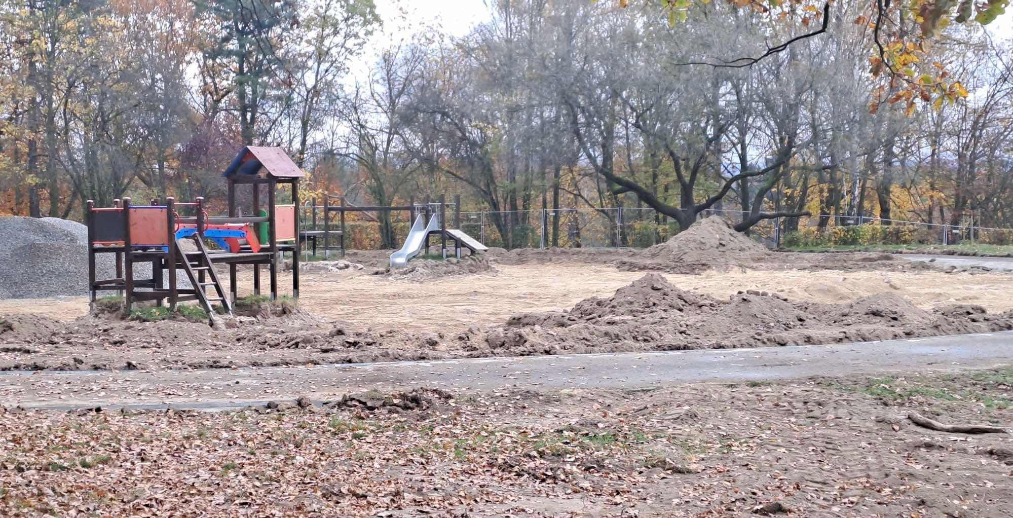 wspinaczkowy-plac-zabaw-w-parku-na-wzgorzu-kosciuszki-128881