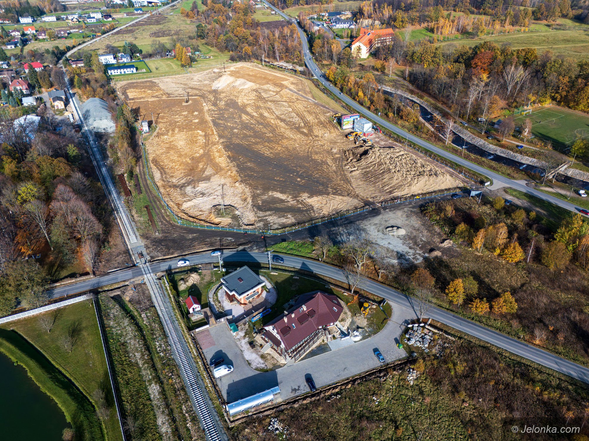 w-mikowie-buduja-centrum-handlowe-128894