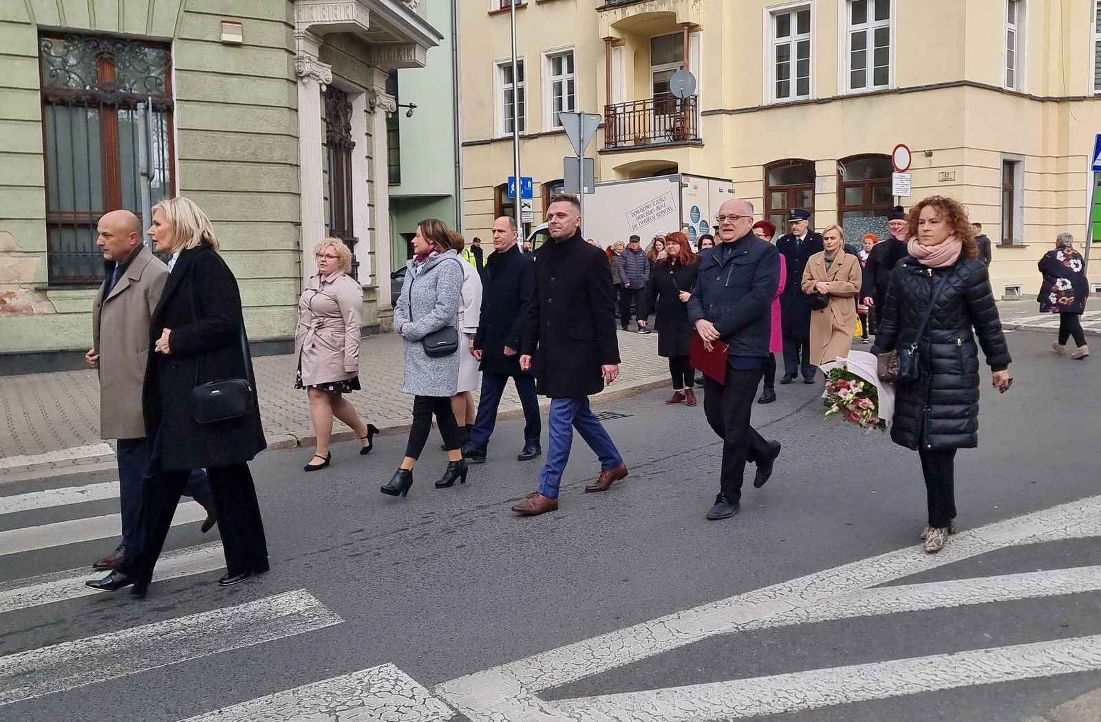 sztandar-na-jubileusz-pogotowia-ratunkowego-128900