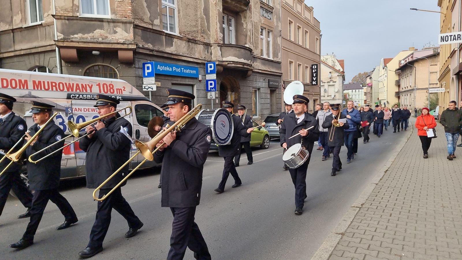 sztandar-na-jubileusz-pogotowia-ratunkowego-128900