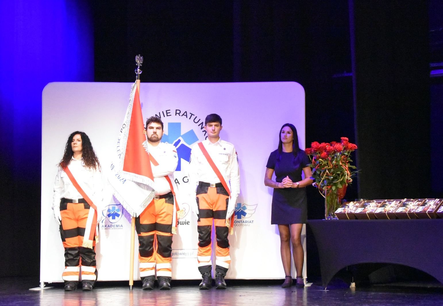 sztandar-na-jubileusz-pogotowia-ratunkowego-128900