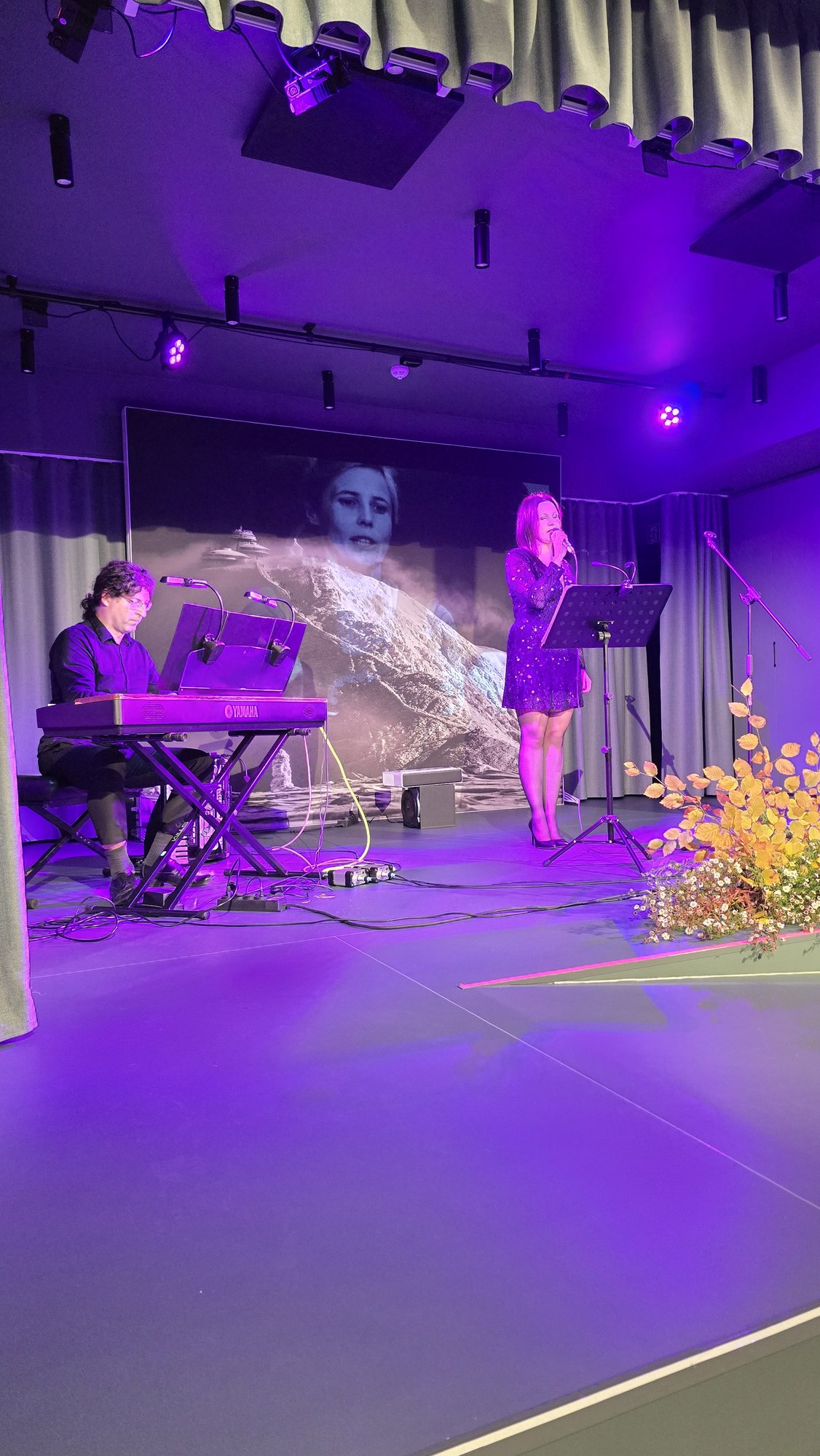 wyjatkowy-koncert-karoliny-maczekrynkowskiej-i-roberta-wroblewskiego-w-karpaczu-muzyczna-uczta-z-utworami-agnieszki-osieckiej-128911