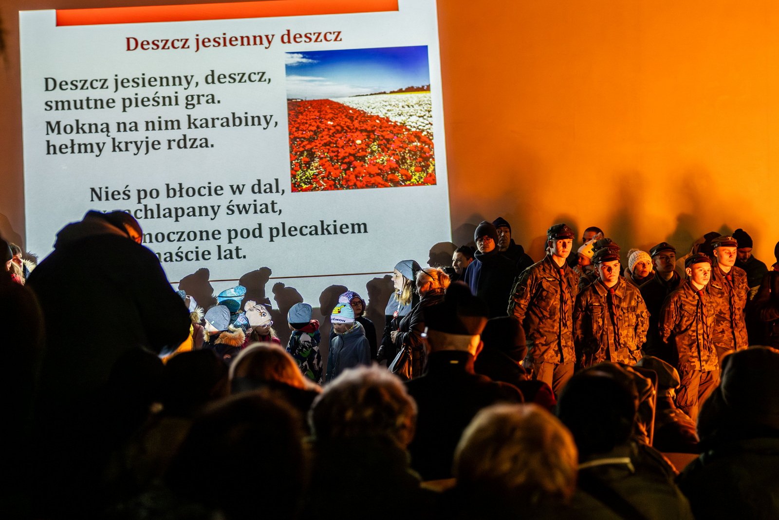 patriotyczne-ognisko-w-jeleniej-gorze-128939