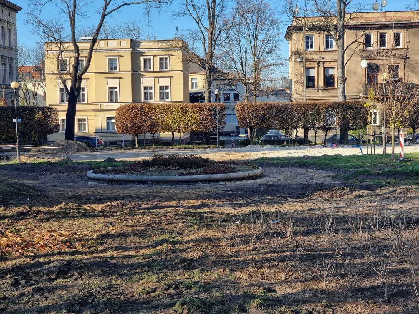 bedzie-nowy-plac-zabaw-i-fontanna-128940