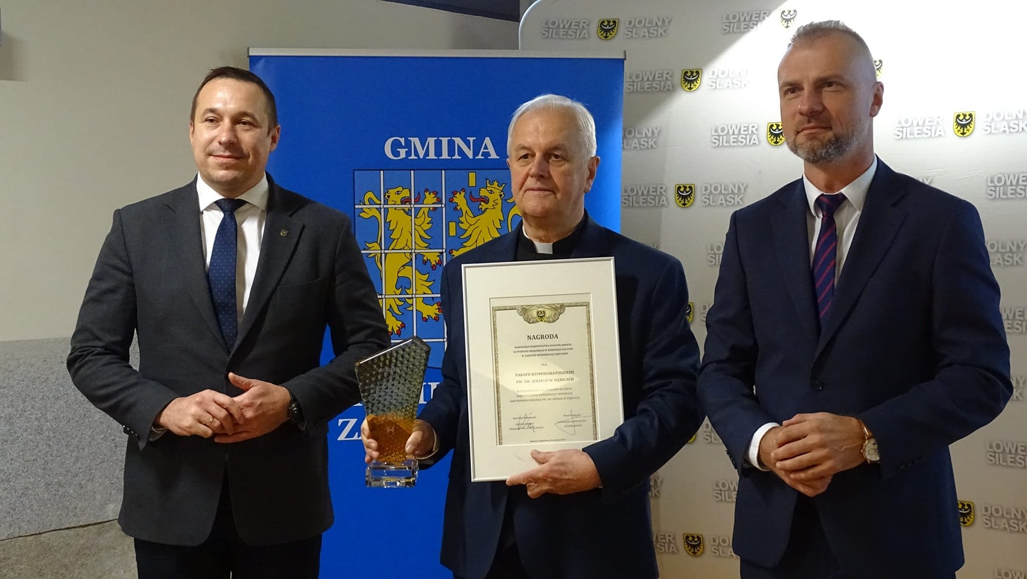 nagroda-dla-fundacji-doliny-paacow-i-ogrodow-129093