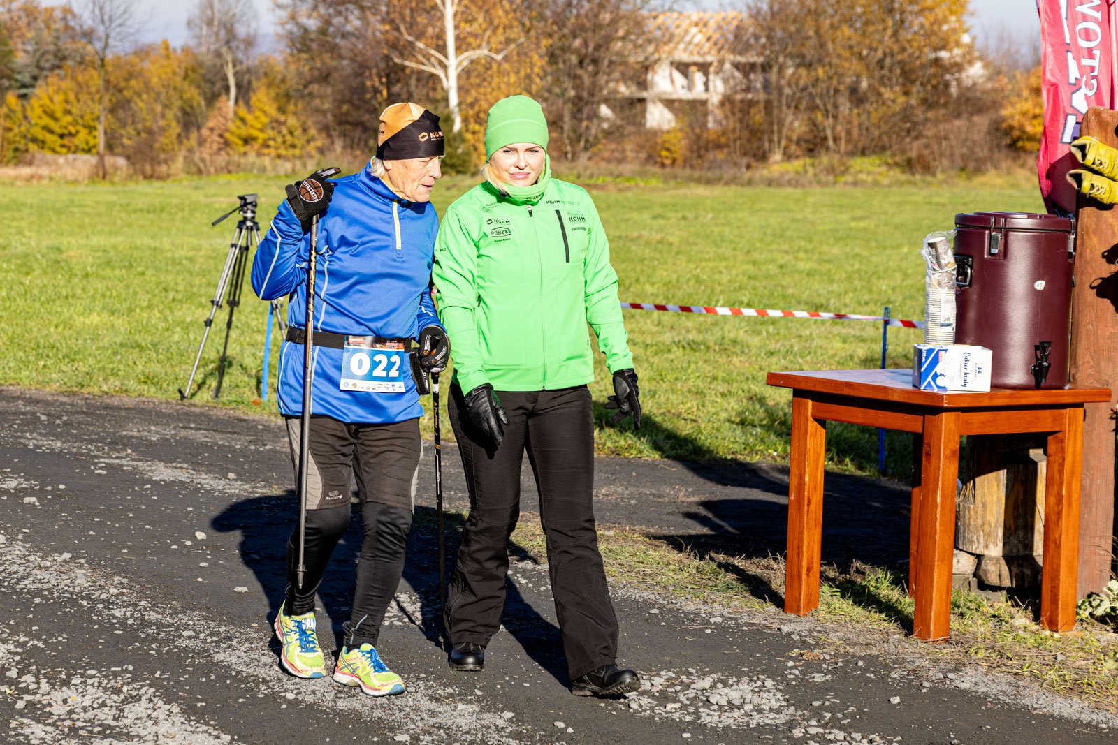 chodzili-z-kijkami-w-podgorzynie-129123