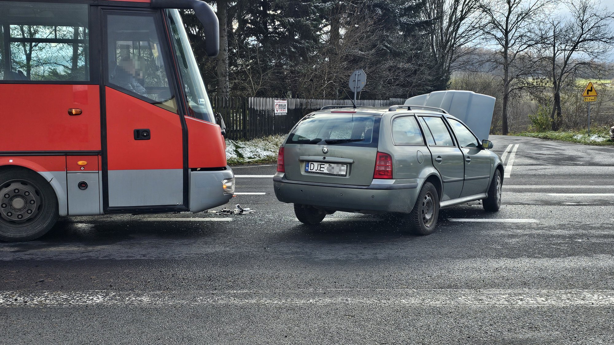 kolizja-z-autobusem-129166