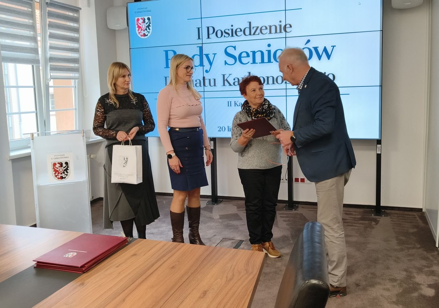 pierwsza-sesja-nowej-rady-seniorow-129182