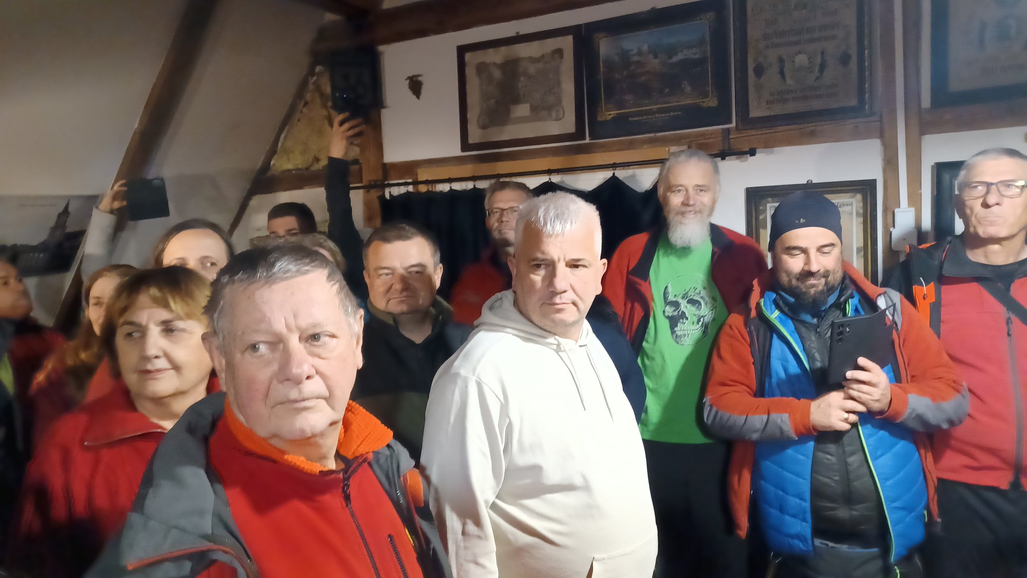 szable-trafiy-z-piechowic-do-miedzianki-129206