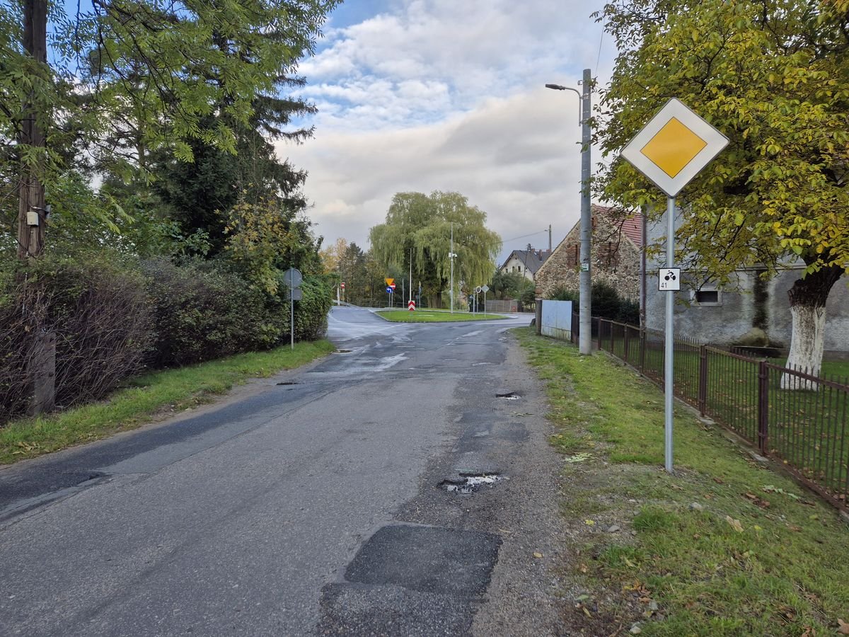 podpisanie-umowy-na-remont-ulicy-w-piechowicach-129237