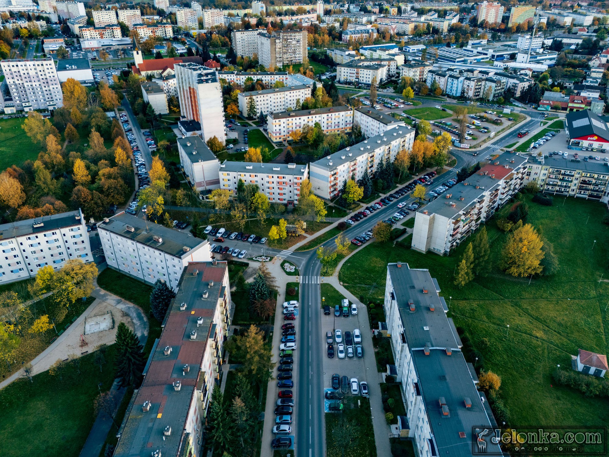 ulica-kiepury-z-gory-jak-rogi-jelenia-129278