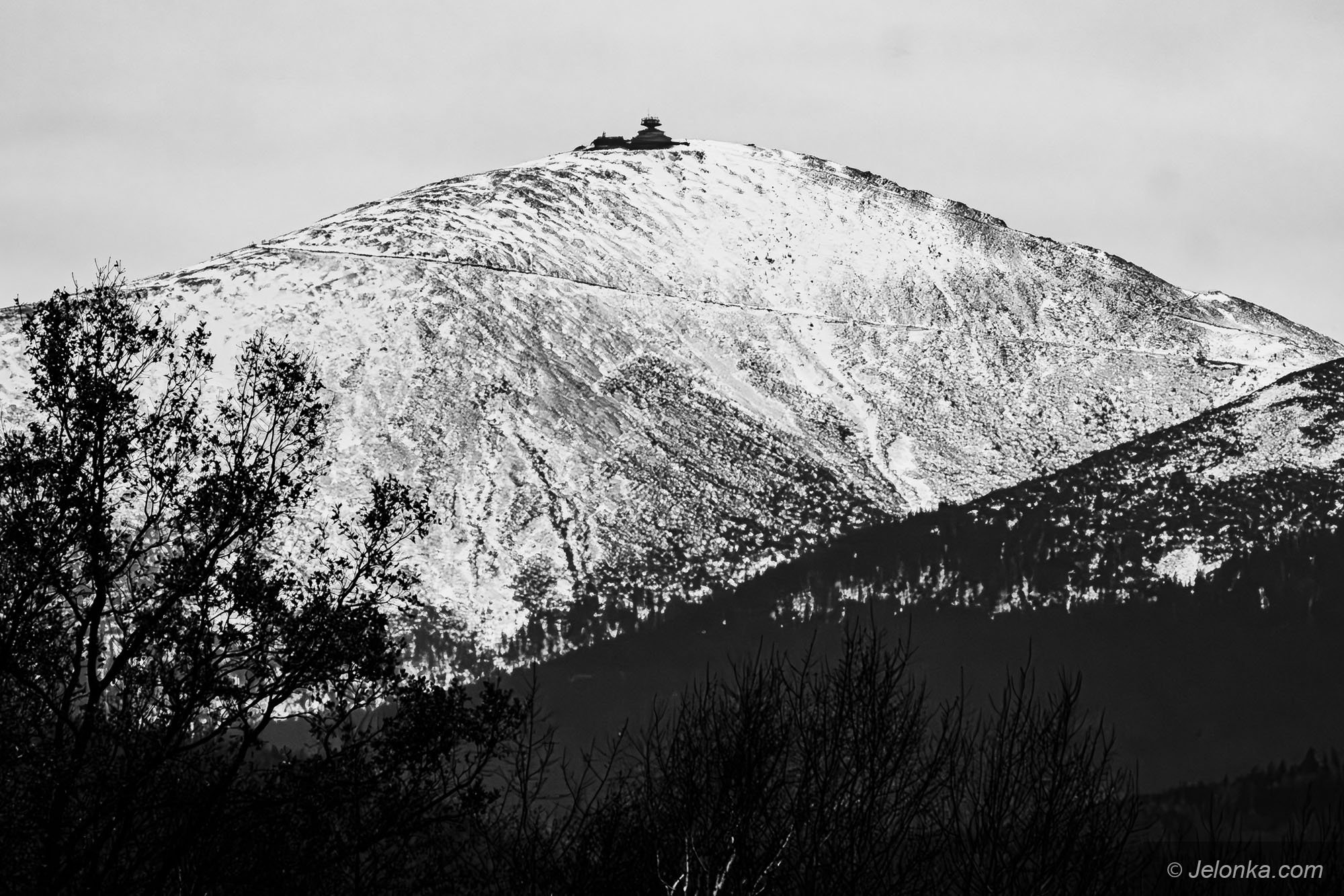 sniegu-w-karkonoszach-coraz-mniej-129294