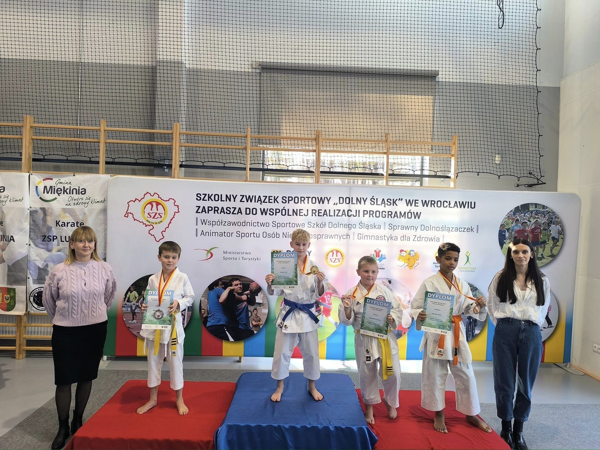 ponownie-wrocili-do-domu-z-workiem-medali-129308